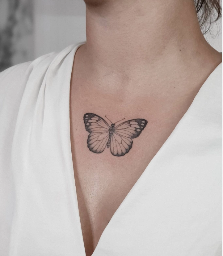 Mẫu Hình Xăm Ngực Nữ Đẹp Nhất 2019: 50+ Thiết Kế Vẫn Đẹp Đến Nay image 6