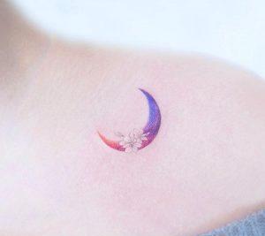 Ý Nghĩa Hình Xăm Mặt Trăng: Biểu Tượng Của Cảm Xúc Và Sự Biến Đổi 107462944 3357996147597123 5100439873969868478 o 300x300 1