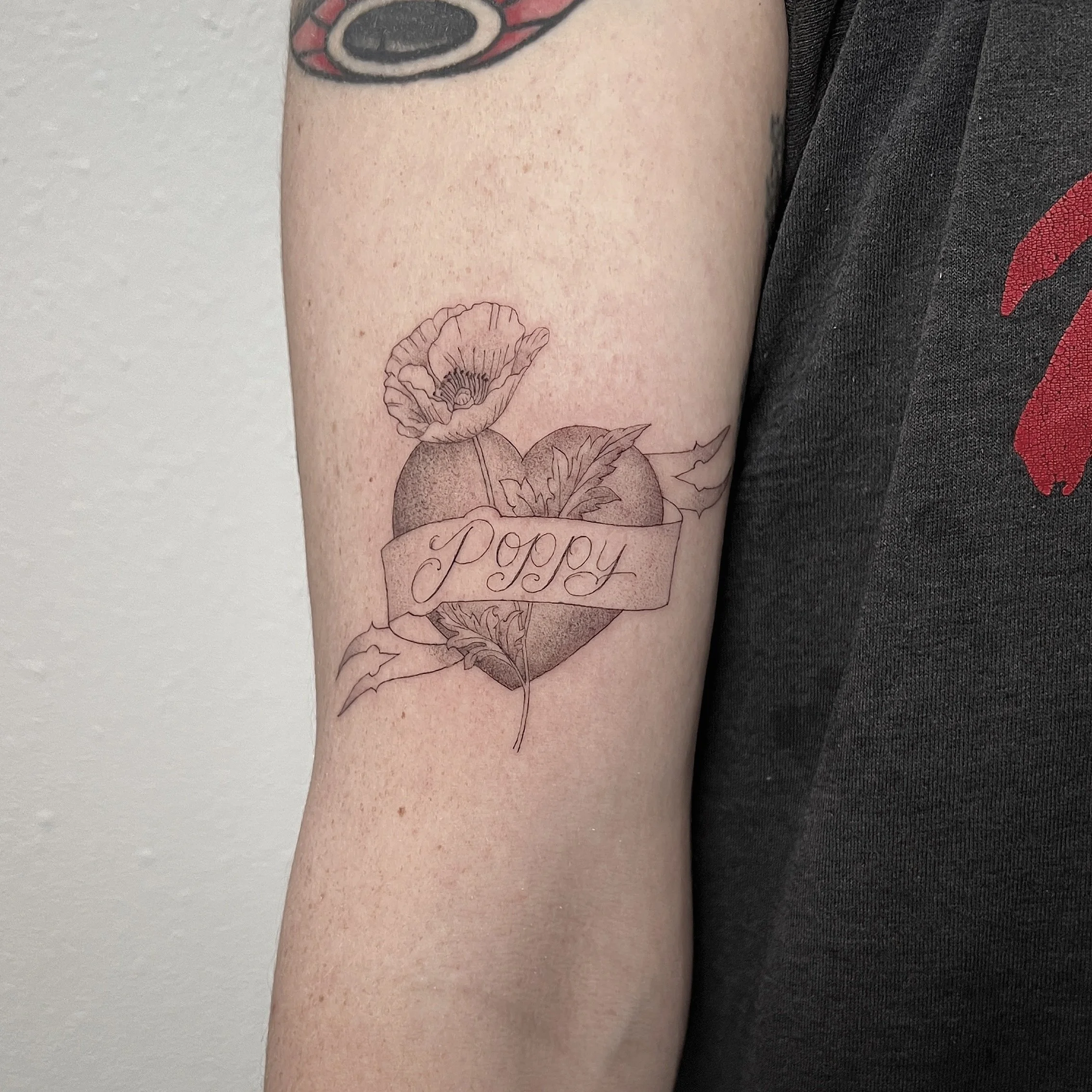 Single Needle Tattoo Guide: Pros, Cons, Longevity & Expert Tips 7 Detailed single needle tattoo demonstrating precision line work