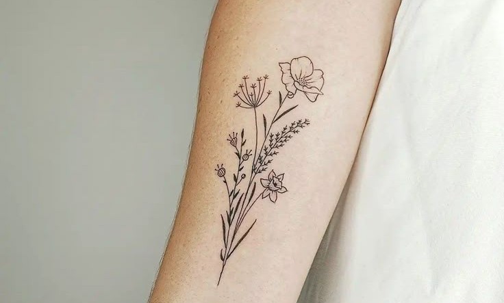 Minimalist Flower Tattoo Ideas, Meanings & Designs Guide dc2ef5b17256fe2e58e4d4c19ca77154