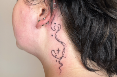 Behind the Ear Tattoo Guide: Meaning, Pain, Designs & Expert Insights dfaeca56 a7a6 473e 9ed2 0697e92cdc9d
