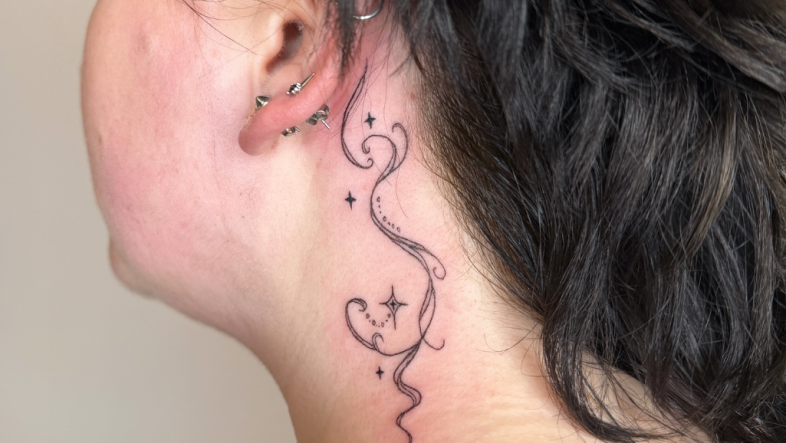 Behind the Ear Tattoo Guide: Meaning, Pain, Designs & Expert Insights dfaeca56 a7a6 473e 9ed2 0697e92cdc9d