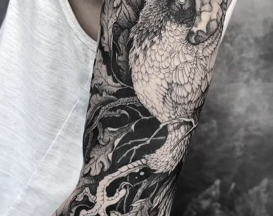 Xăm Hình Blackwork: Sức Mạnh Của Những Đường Nét Đen Tuyền hinh xam backword full tay full chan 7 of 8
