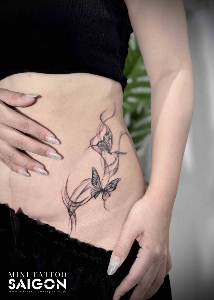 Thiết kế hình xăm bên hông ngực nữ tinh tế
