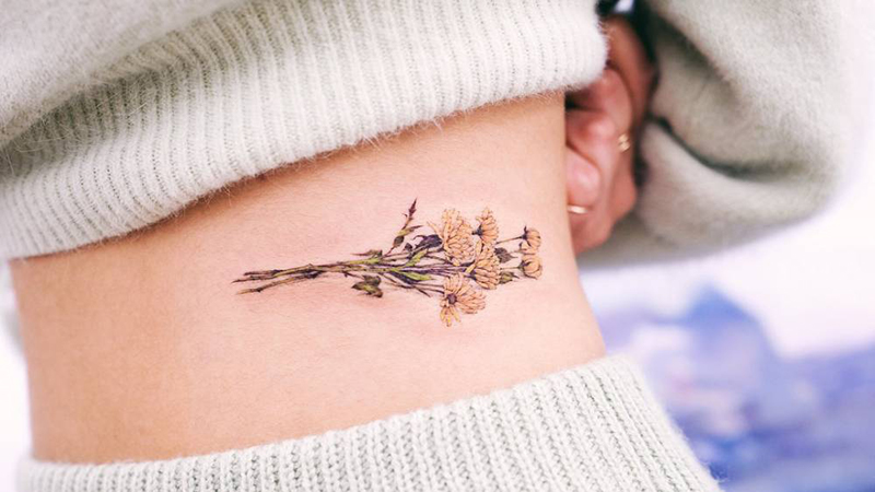 Xăm hình và công sở: Cách dung hòa đam mê và chuyên nghiệp hinh xam cong so tattoo