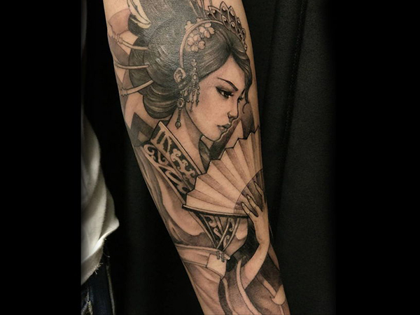 Ý Nghĩa Hình Xăm Geisha Nhật Bản: Biểu Tượng Vẻ Đẹp, Bí Ẩn Và Khí Chất 7 Hình xăm geisha duyên dáng thể hiện vẻ đẹp nữ tính và tinh tế