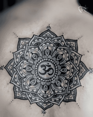 Hình xăm Mandala: Vòng tròn vũ trụ đầy ý nghĩa 7 Mô tả SEO giàu ý nghĩa