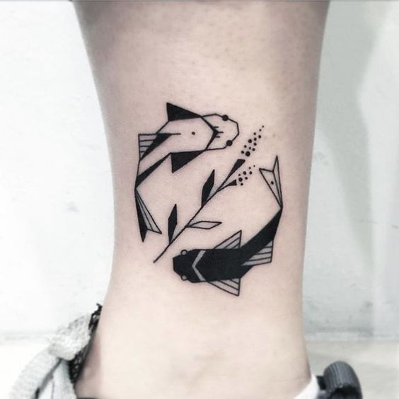 Ý Nghĩa Hình Xăm Cung Song Ngư (Pisces): Biểu Tượng, Tính Cách & Ý Tưởng Thiết Kế 7 Các mẫu hình xăm Song Ngư phổ biến với phong cách hiện đại và tối giản
