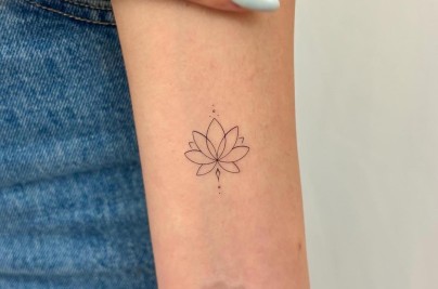 Lotus Flower Tattoo Meaning, Designs & Symbolism Guide il 1080xN.7076889688 42sy