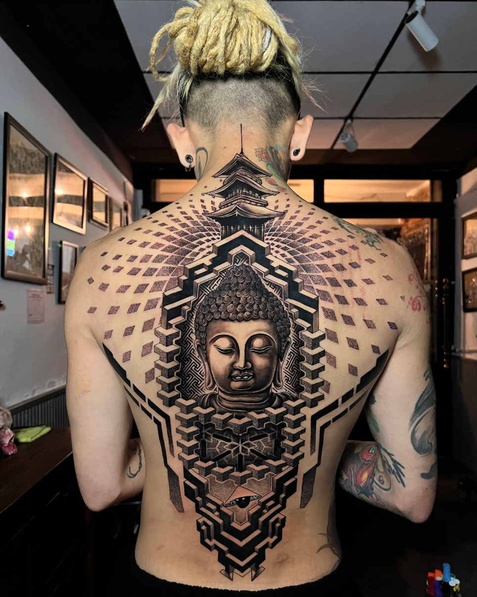 International Standard Tattoo Shop in Saigon City – Professional Tattoo Experience at Lucky Tattoo image 10
