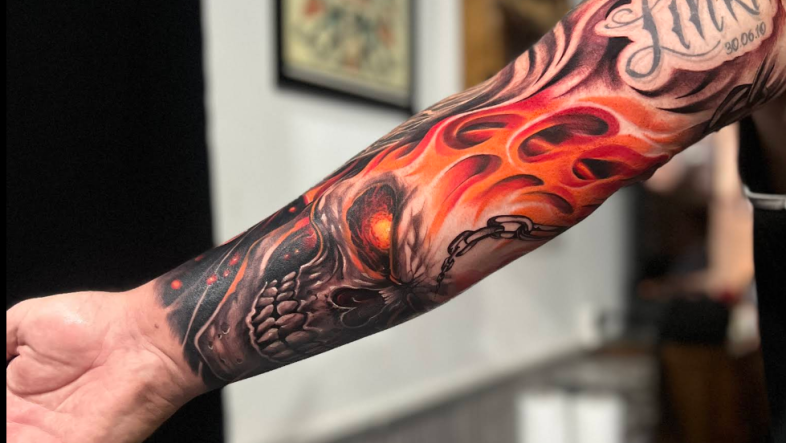 Professional Custom Tattoo Studio in Bui Vien Q1 – Premium Custom Tattoo Services at Lucky Tattoo image 9