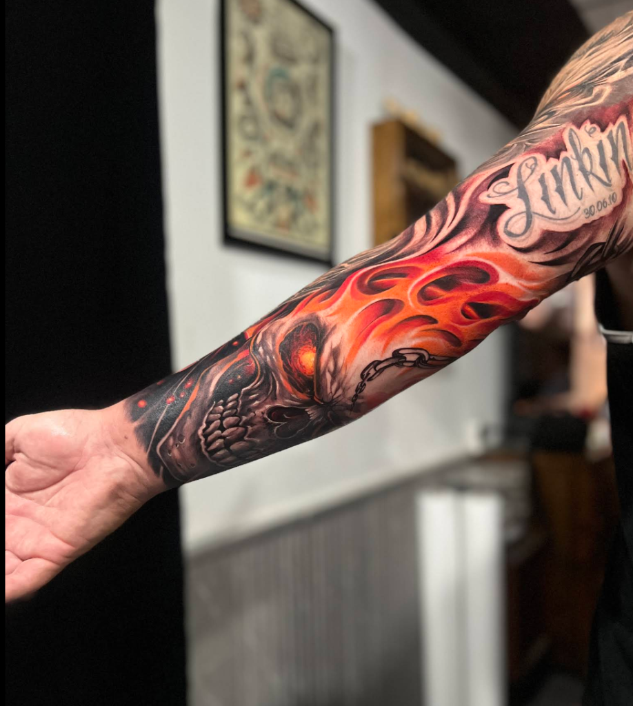 Professional Custom Tattoo Studio in Bui Vien Q1 – Premium Custom Tattoo Services at Lucky Tattoo 5 Professional Custom Tattoo Studio in Bui Vien Q1 – Premium Custom Tattoo Services at Lucky Tattoo image 9