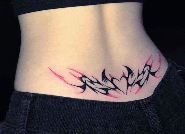 Mô tả SEO về tattoo cá tính và tranh luận xã hội