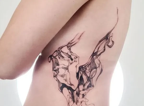 Xăm Hình Trên Xương Sườn Có Đau Không? Trải Nghiệm Thực Tế & Lời Khuyên Chuyên Gia rib tattoo placement 1