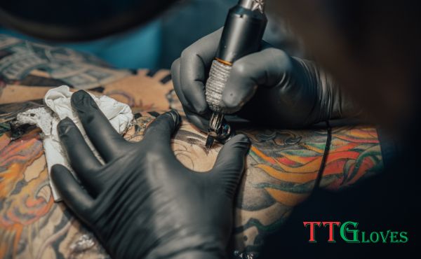 Quá trình thực hiện hình xăm nghệ thuật với kỹ thuật chuyên nghiệp