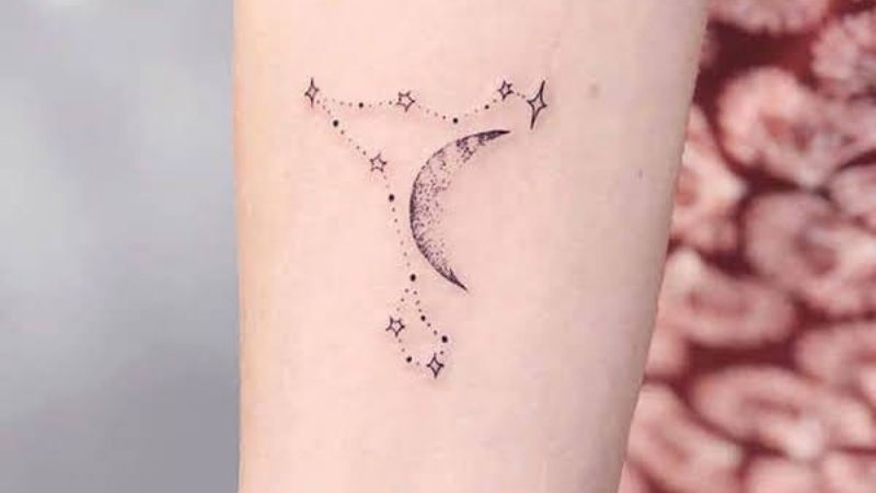 Hình xăm chòm sao cung Song Ngư: Ý nghĩa & thiết kế đẹp 6 Hình xăm chòm sao Song Ngư nghệ thuật tối giản