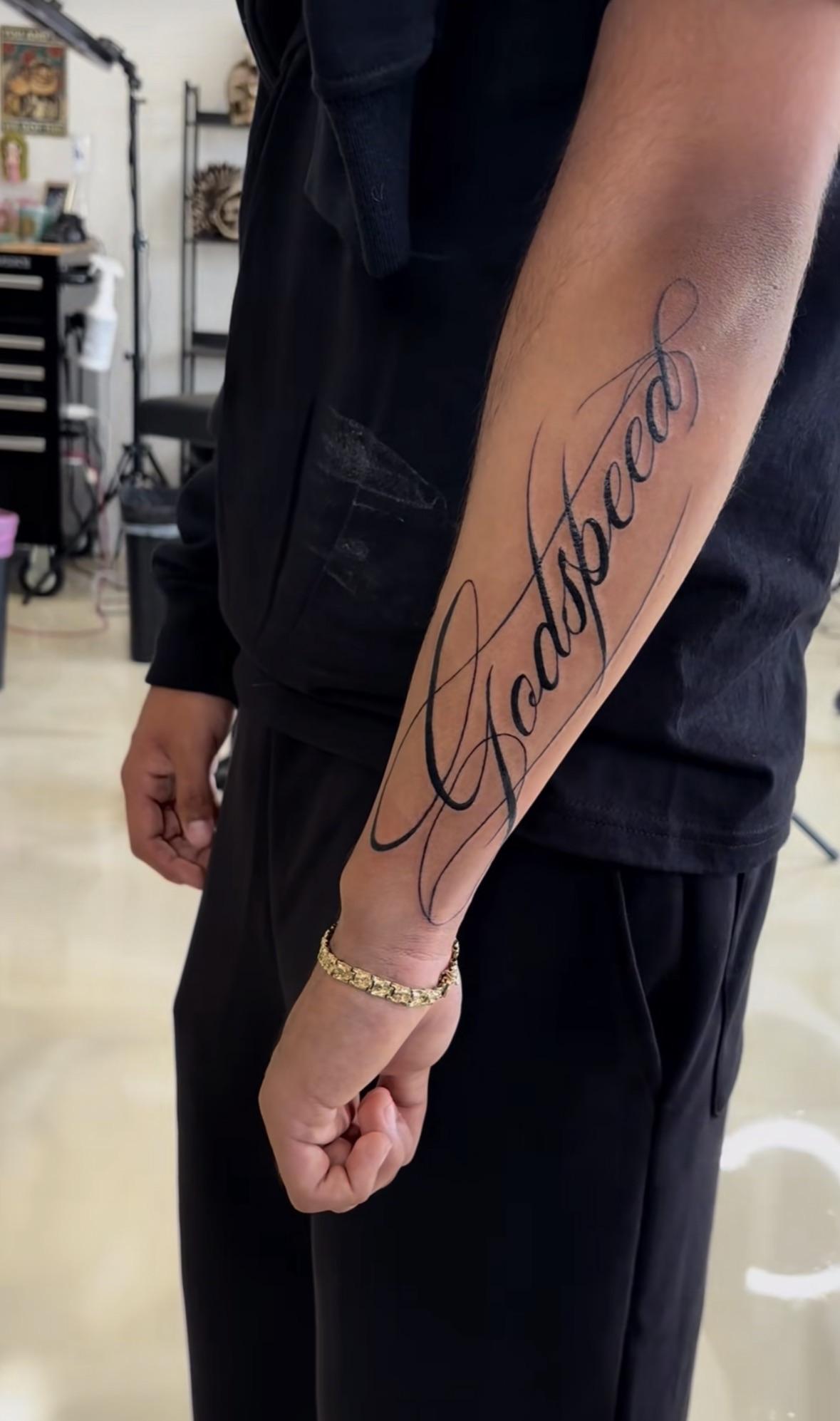 Calligraphy Tattoo Guide: Styles, Meaning & Design Ideas 9 Mô tả SEO giàu ngữ nghĩa