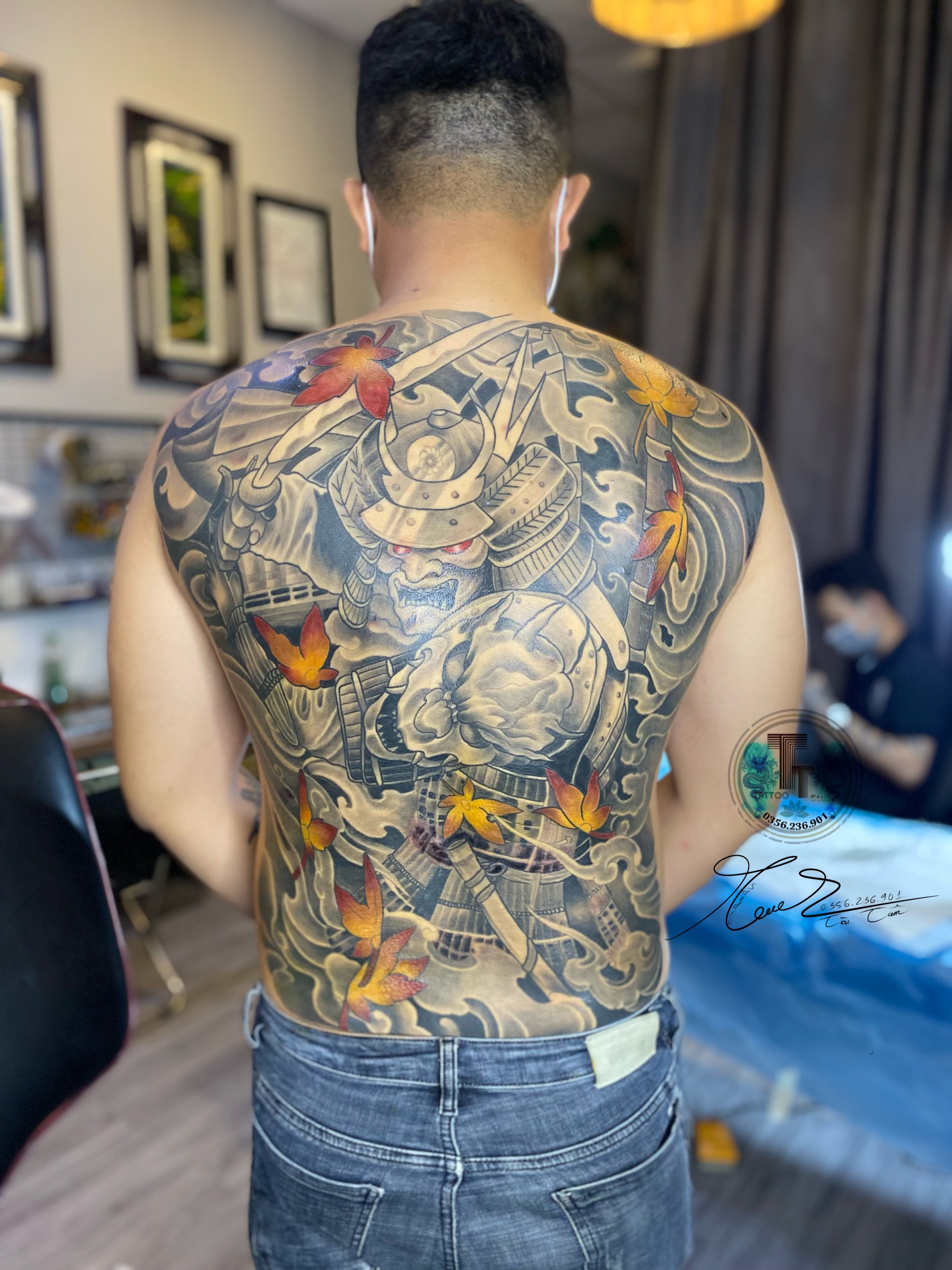 Ý Nghĩa Hình Xăm Samurai: Biểu Tượng Danh Dự, Sức Mạnh & Bản Lĩnh 7 Các chi tiết trong hình xăm Samurai và ý nghĩa biểu tượng